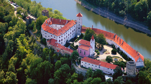Hrady a zámky